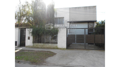 Imagen 1 de 3 de Galpon En Venta :: Zona Industrial :: Ituzaingo :: 261m2