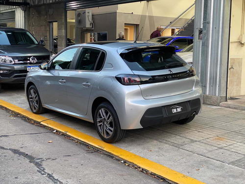 Peugeot 208 1.6 Feline Tiptronic /// 2020 - 8.000km