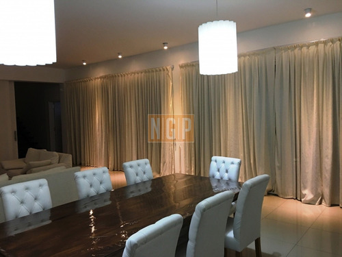 Imagen 20 de 30 de Hermosa Casa Estilo Minimalista Con Piscina Y Muy Buen Parque