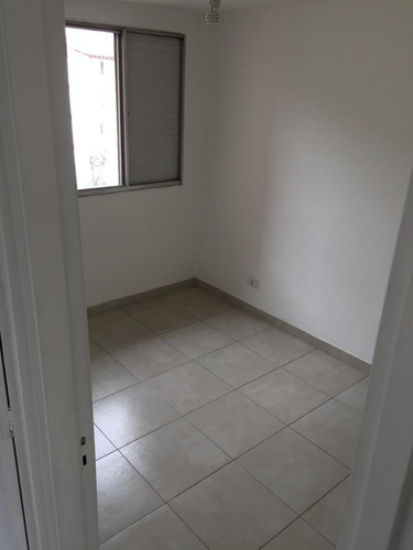 Imagem 6 de 8 de Apartamento Bem Localizado