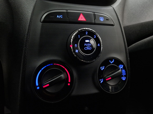 Hyundai HB20 1.0 UNIQUE 12V FLEX 4P MANUAL