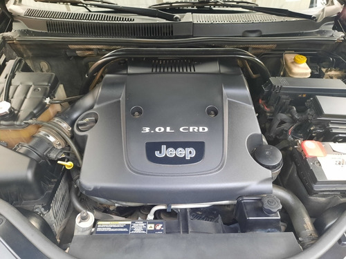 Jeep Grand Cherokee 2006 3.0 Crd Laredo Automática