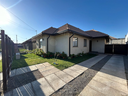 Casa En Venta En Cómodo Sector El Boldo.