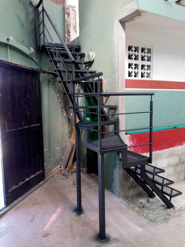 Escaleras Exterior