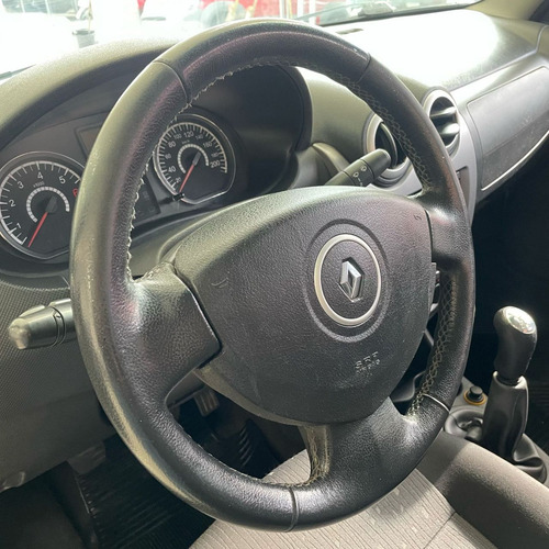 Renault Logan LOGAN Expression Hi-Flex 1.6 8V 4p