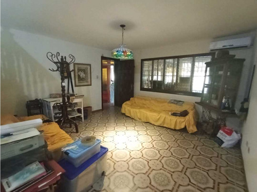 Casa En Venta En Trigal Norte Urb. Piedras Pintadas Ks-8370402