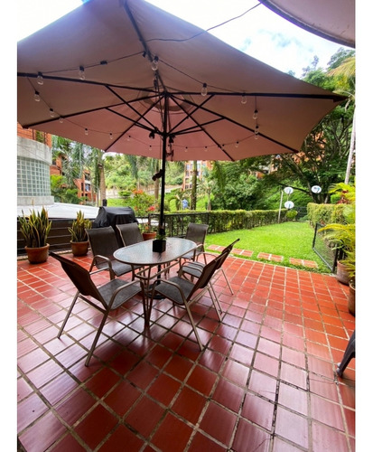 Town House En Venta En La Boyera