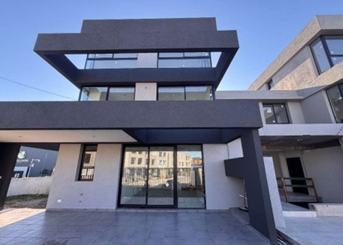 Vendo Por Viaje!! Expectac Triplex T/ Casa 5 O 4 Amb, Pb Jardin Serenity Nordelta