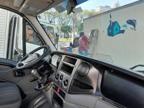 Iveco Daily 35s14 2018 Com Ar Condicionado Carroceria