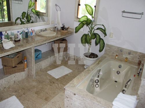 Imagem 17 de 30 de Casa Finamente Decorada Em Condomínio De Luxo - Jardim Acapulco - Guarujá - Ca00004 - 33901804