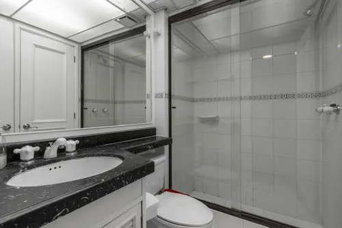 Casa En Venta En Chicó Navarra. Cod V5634