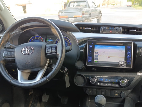 Toyota Hilux 2.8 Cd Srv 177cv 4x2