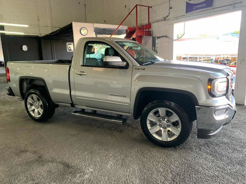 Imagen 4 de 14 de Gmc Sierra 5.4 Cab Reg At 4x4 2018