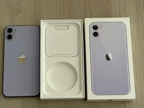 Apple iPhone 11 (128 Gb) - Morado (Usado)