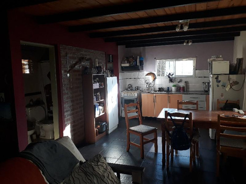 El Bolsón, Barrio Arrayanes, Casa 3 Dormitorios Sobre 363 Mts2 De Lote Valor Usd 175.000