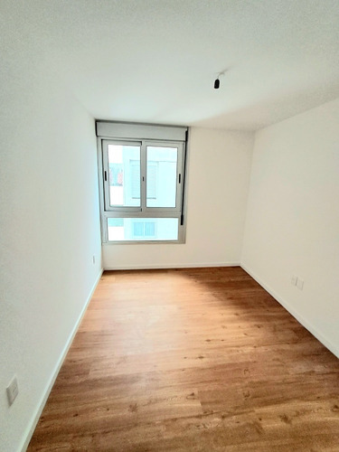 Se Vende Apartamento A Estrenar En Canelones Y Zelmar Michelini