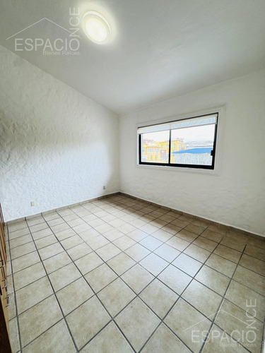 Casa En Fraccionamiento Lomas De Atzingo