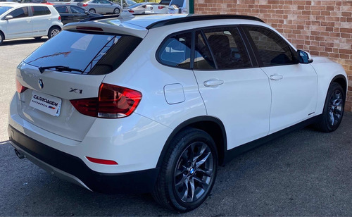 Imagem 6 de 9 de Bmw X1 2015 2.0 Sdrive20i Active Flex 5p