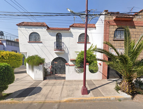 Vendo Casa En Colonia Industrial. Remate