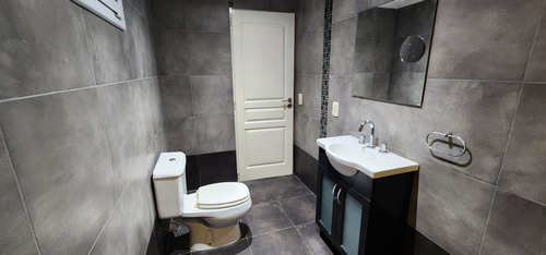 Dueño Vende!!! Casa 6 Ambientes Y 3 Baños, Moron.