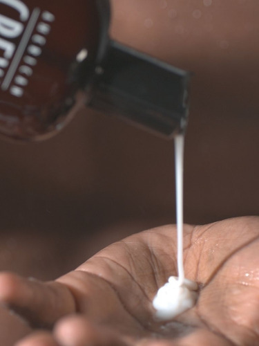 Imagen 2 de 5 de Shampoo Hidratante + Acondicionador American Crew Men