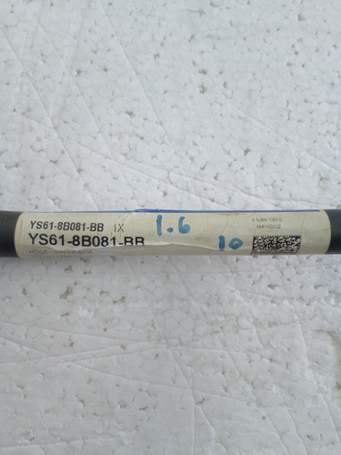 Ys61-8b081-bb / Manguera Envase Agua 1.6 00/