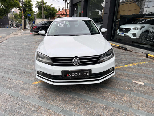 Volkswagen Jetta 2.0 Comfortline Flex 4p