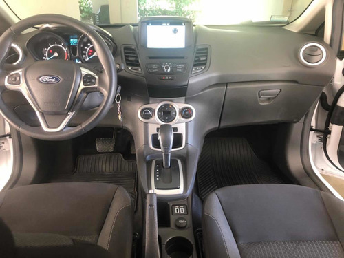 Ford Fiesta Kinetic Design 1.6 Se Plus Powershift 120cv 2018