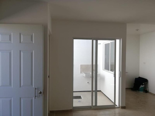 Imagen 4 de 10 de Casa Sola En Venta Villas Del Guadiana V (mixto)