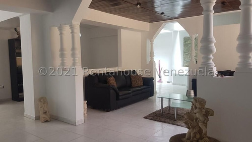 Imagen 2 de 14 de Casa En Venta Los Dos Caminos Mls #22-5197