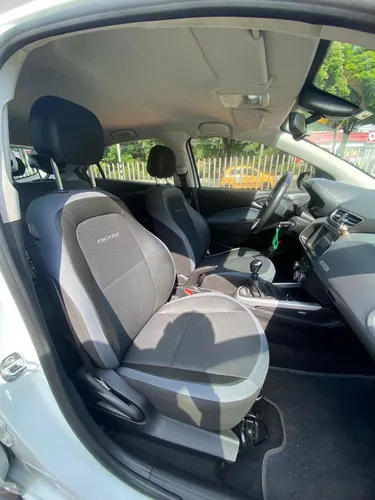 Chevrolet Onix Activ 1.4 LTZ mecanico