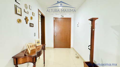 Casa En Venta Atlas Colomos Zapopan Membresía De Regalo