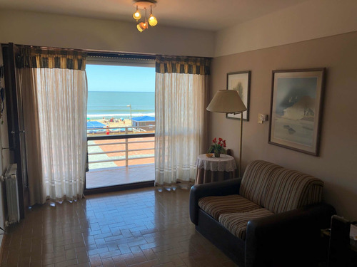 Imagen 4 de 14 de Departamento Frente Al Mar - Dos Amb C/coch Venta