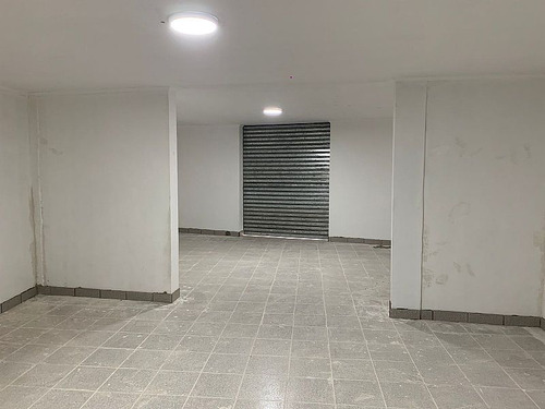 A Cuadras De Metro Blanqueado