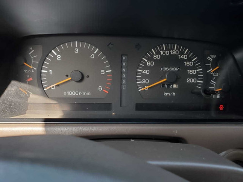Imagen 9 de 9 de Toyota Autana Automática