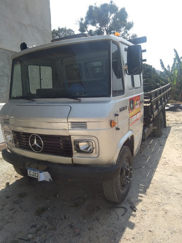 Imagem 2 de 2 de Mercedes Bem 608 D