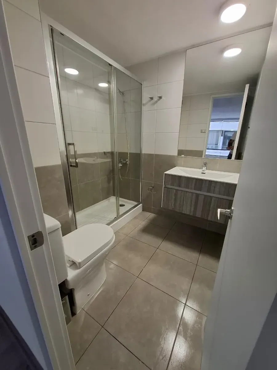 Imagen 5 de 12 de Excelente Loft En Arriendo Con Patio - Estac Y Bod.