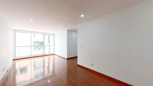 Vendo Apartamento Parque Del Batan / 3° Piso Ascensor - Deposito - Parqueadero