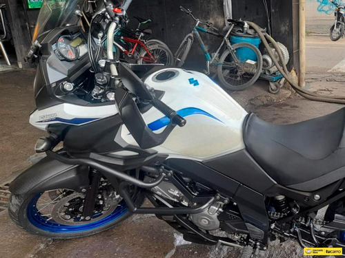 Suzuki V-strom 650xt