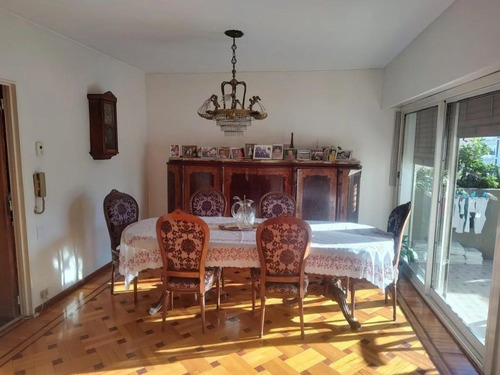 Av Martín García 500 Barracas 4amb U$280.000