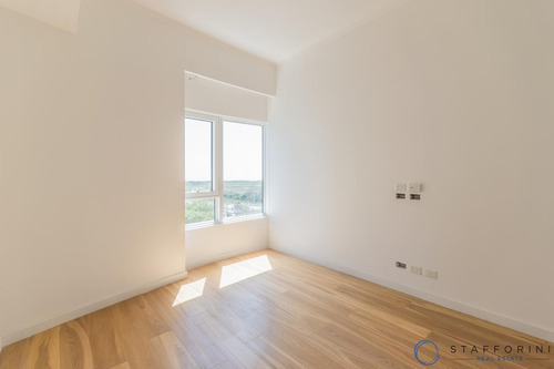 Departamento De 4 Ambientes Con Balcon Terraza Y Dependencia De Servicio Completa - Alvear Tower