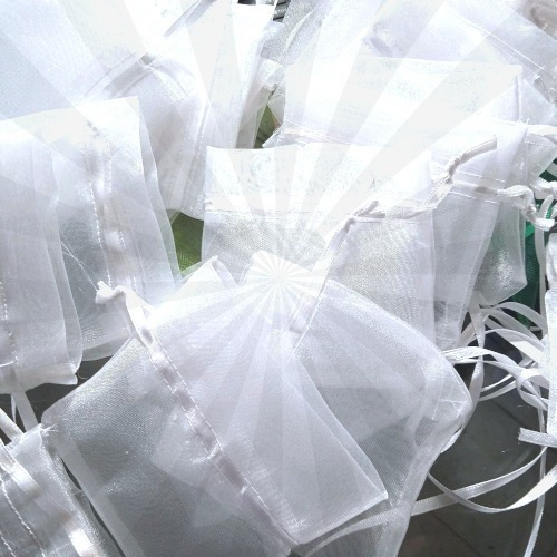 Imagen 2 de 3 de Bolsa Blanca Organza Comunion Bautizo Boda Joyeria Recuerdo