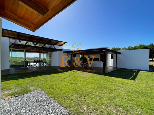Imagen 18 de 23 de Casa En Venta - Pueblo Mio, 4 Dormitorios, Manantiales