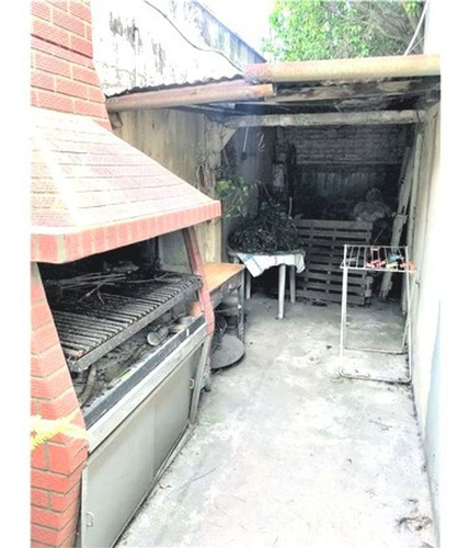 Imagen 8 de 25 de Dos Casas Multifamiliar La Tablada Bolivar Al 4500