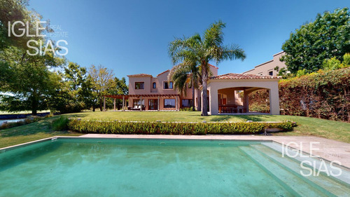 Importante Propiedad En El Golf Nordelta - Venta Y Alquiler Al Lago Central