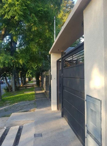 Duplex Venta 2 Dormitorios, 2 Baños - Terreno 110 Mts 2 - City Bell