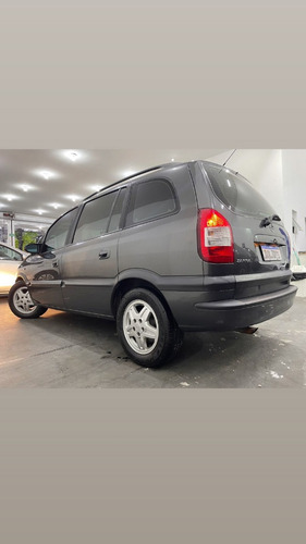 Chevrolet Zafira 2.0 MPFI ELEGANCE 16V GASOLINA 4P MANUAL