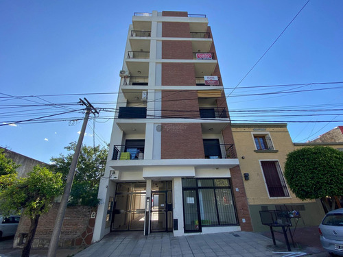 Departamento En Venta En Campana: Castelli 479 