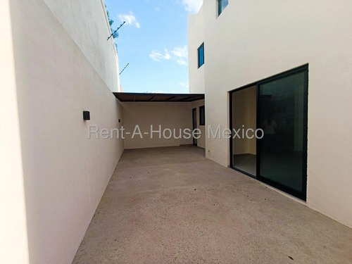 ¡tu Hogar Ideal Te Espera En Juriquilla! Esta Casa Nueva En Renta 3 Recamaras, 3 Cajones De Estacionamiento Qh253297