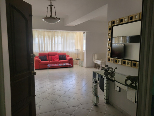Foxpiantini.com - A307 | Apartamento De Lujo En Bellavista | Espacios Amplios Y Vistas Panorámicas
